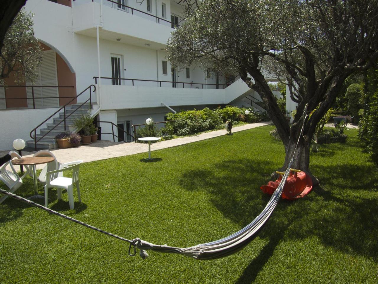 Sokrates Studios Aparthotel Afantou