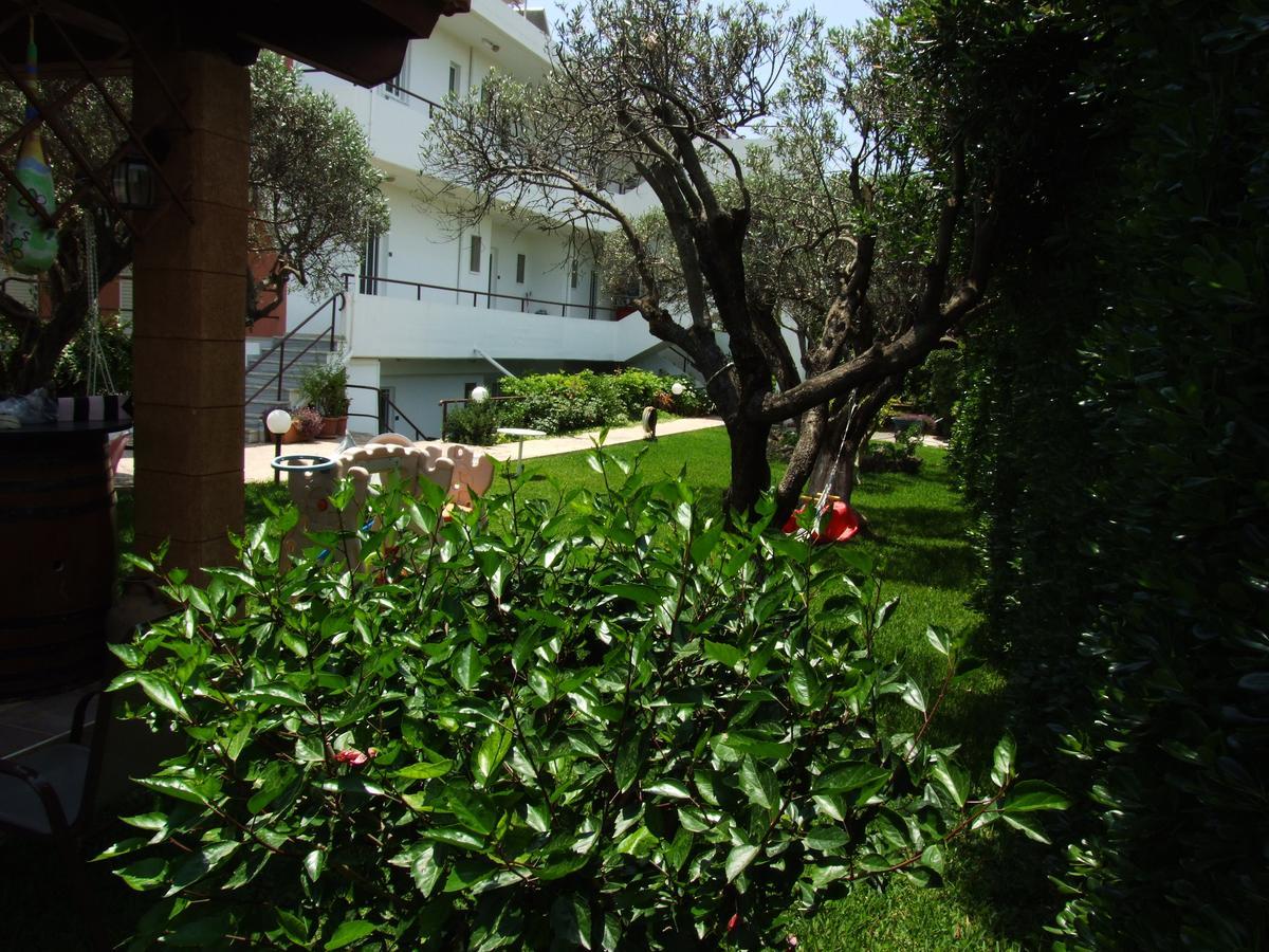 Sokrates Studios Aparthotel Afantou