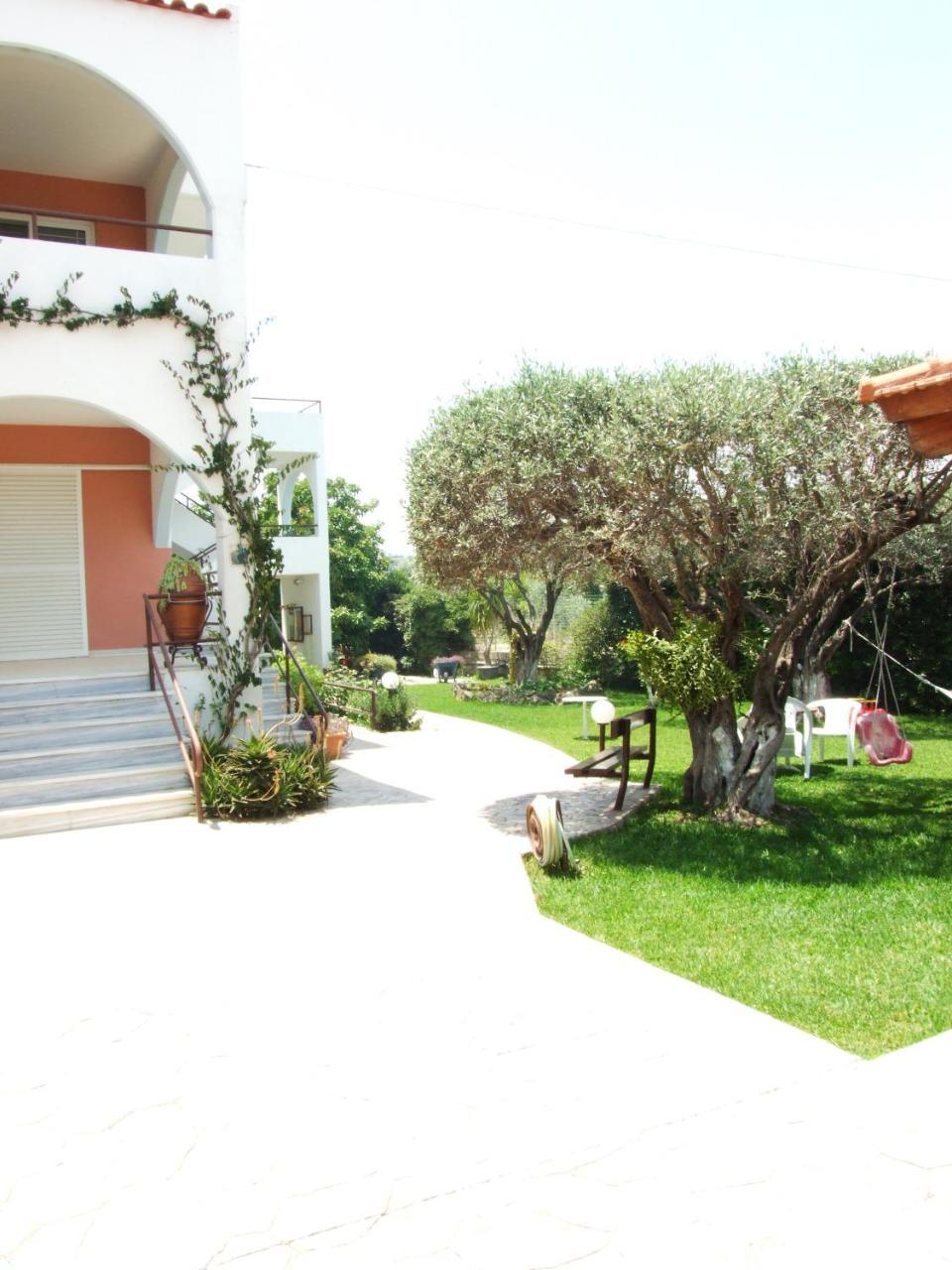 Aparthotel Sokrates Studios 2*